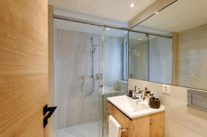Отель EVA Serviced Apartments  Церматт